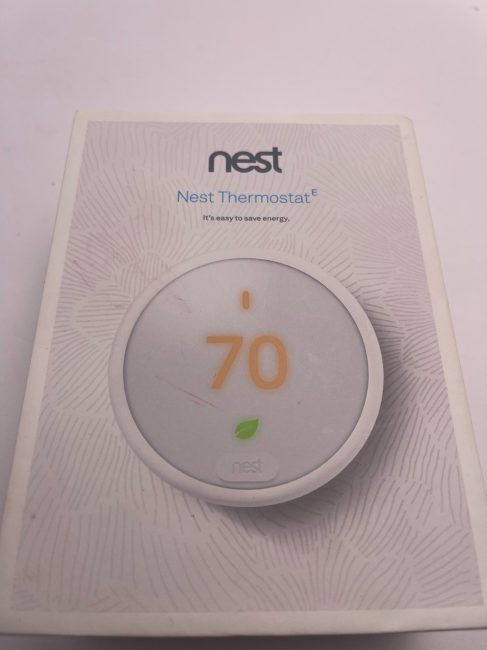 NEST Fragrances Nest Thermostat E in white with yellow display
